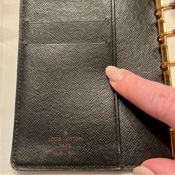 Louis Vuitton Blue Epi Small Agenda Cover
MINT EUC - Picture 8 of 17